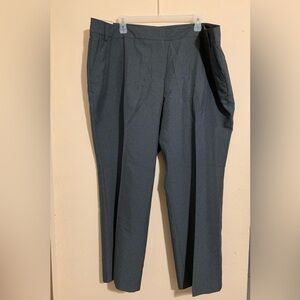 Van Heusen Women's Formal Dress Pants (Size 28W) NWT